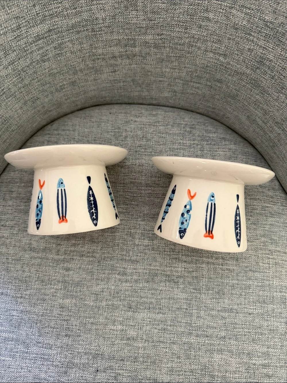 Ceramic Cat-Ear Pet Bowl in White with Blue & Orange Fish Motif